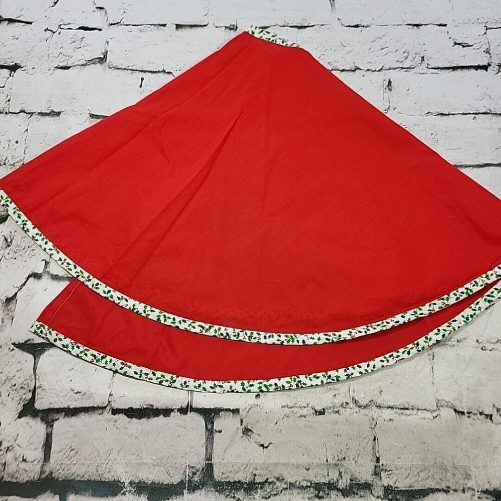 Vintage Handmade Christmas Tree Skirt Red Holly Trim Classic Traditional Holiday